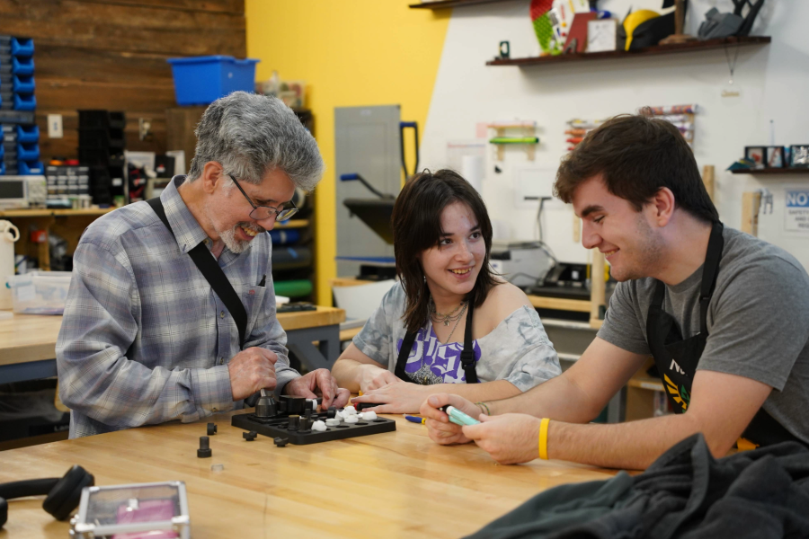 Weekly workshops where mentors train students in a multitude of projects